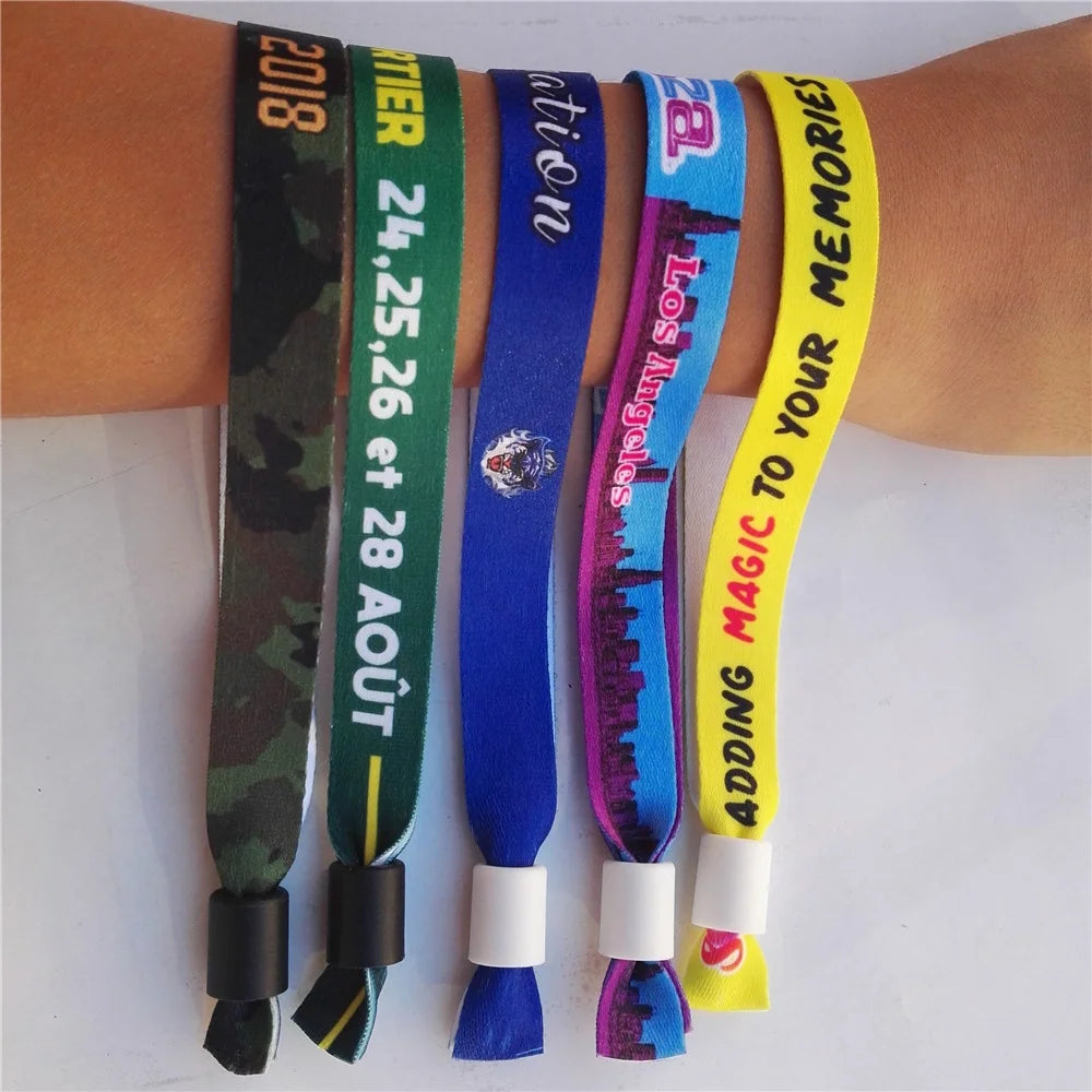 Free Design Plastic Tube Slide Lock Custom Woven Cloth Wristband for Events
