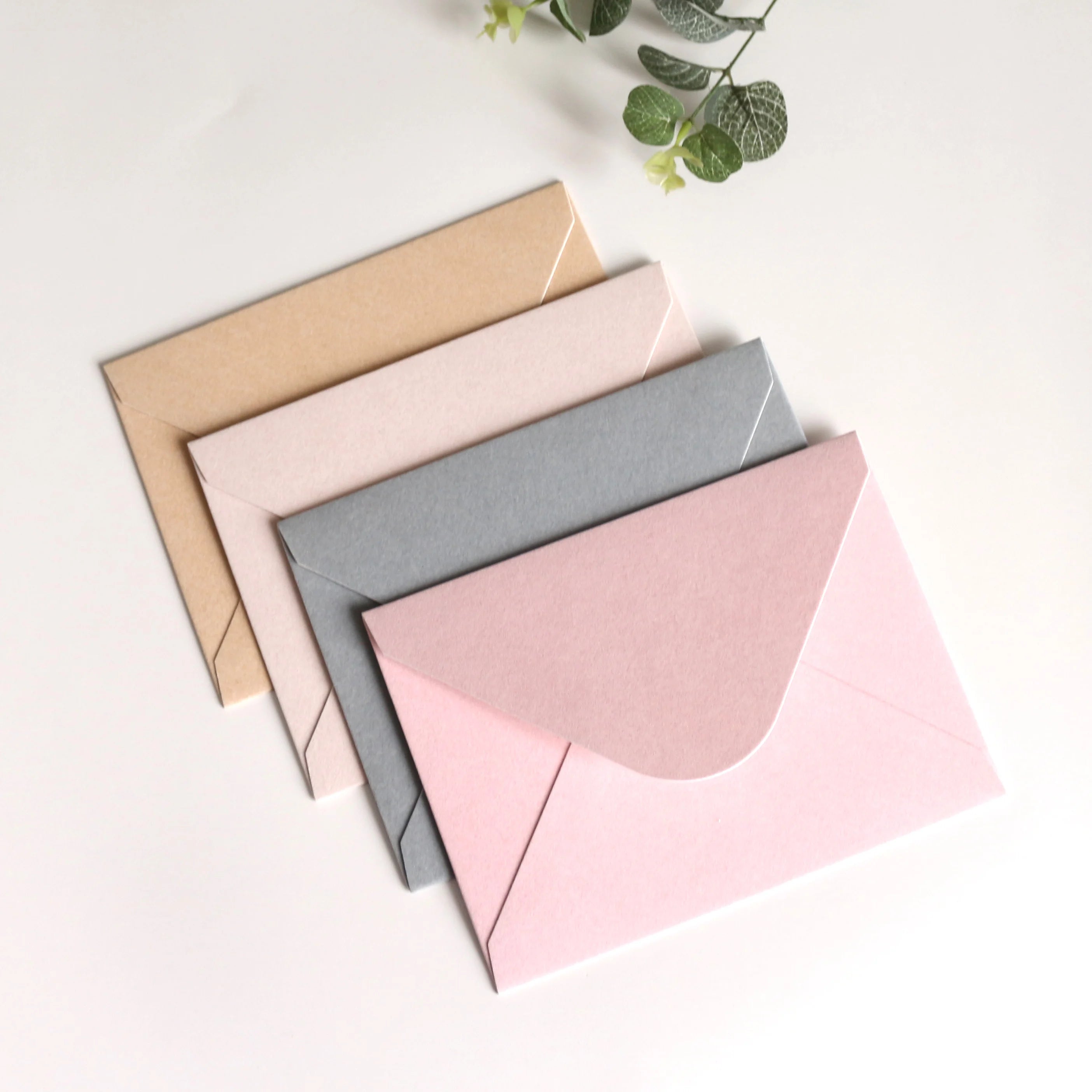 Wholesale Low Price Colorful Blank Business Envelopes Graduation Wedding Invitation Cards Velvet Envelopes