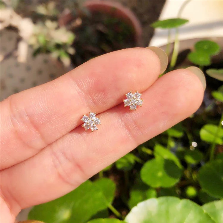 Real Gold Plating Fashionable Designer Jewelry S925 Flower Zircon Stud Earrings