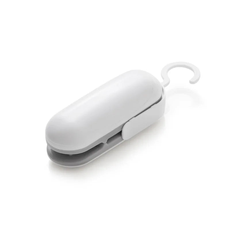 Handy Food Storage Bag Sealer Portable Bag Clips Portable Heat Sealer for Bag Sealing Opening With Hanger