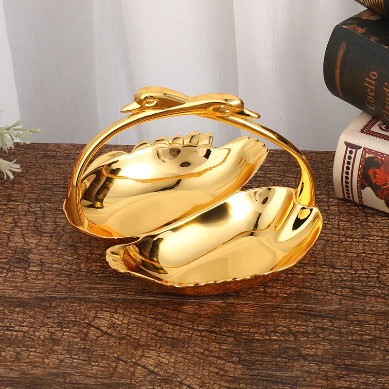 QIAN HU Top Sale Home Decoration Zinc Alloy Gold-Plated Swan Dried Fruit Snack Storage Food Plates and Trays