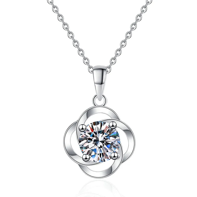 925 Sterling Silver Fine Jewelry 1-Carat Moissanite Four Leaf Clover Pendant Necklace for Women