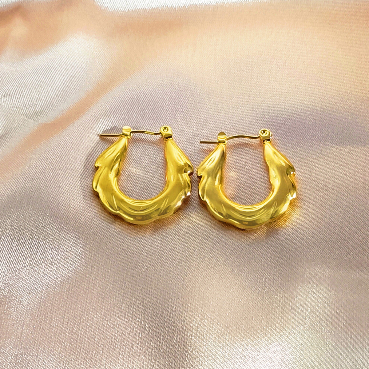 Stainless Steel Hydraulic Craft Ear Clip Earrings - Golden 132 MegaBDM