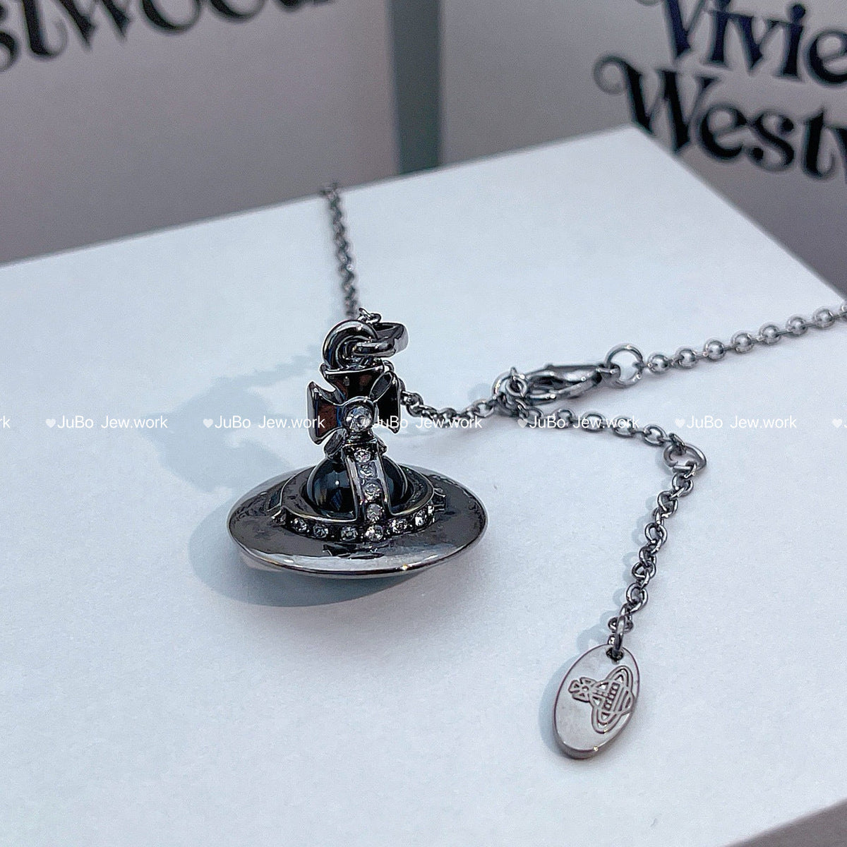 Women's Romantic Queen Mother Planet Three-dimensional Saturn Crystal Sweater Chain Necklaces - Planet Clavicle Chain-Black MegaBDM