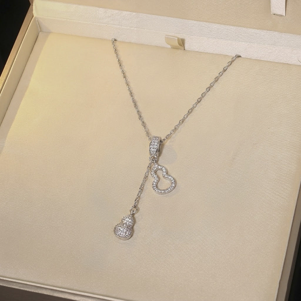 Women's Elegant Rainbow Fashion Star Moon Clavicle Necklaces - X0335-2 MegaBDM
