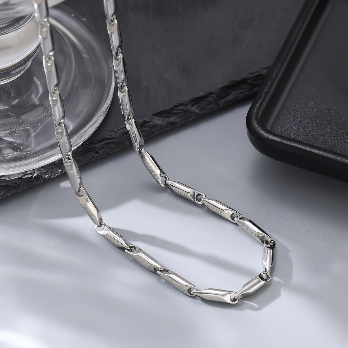Men's Titanium Steel Mobius Strip Simple High-grade Clavicle Chain Special Interest Necklaces - 4mm Steel Color MegaBDM