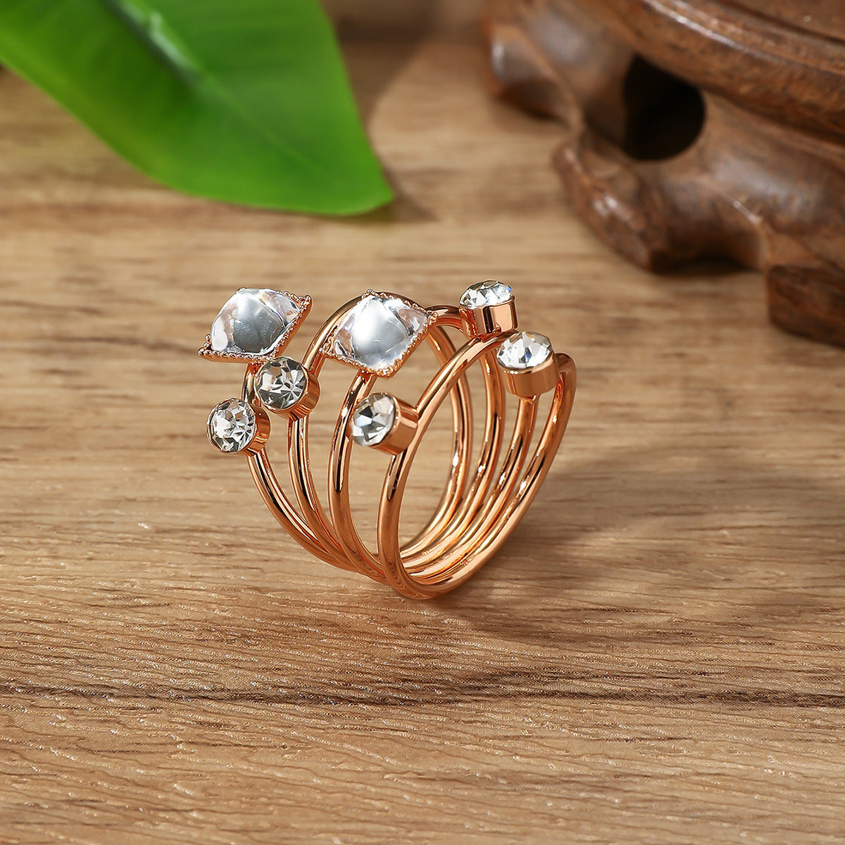Crystal Gemstone Exaggerated Main Spring Original Ring - White X2370 / One Size MegaBDM