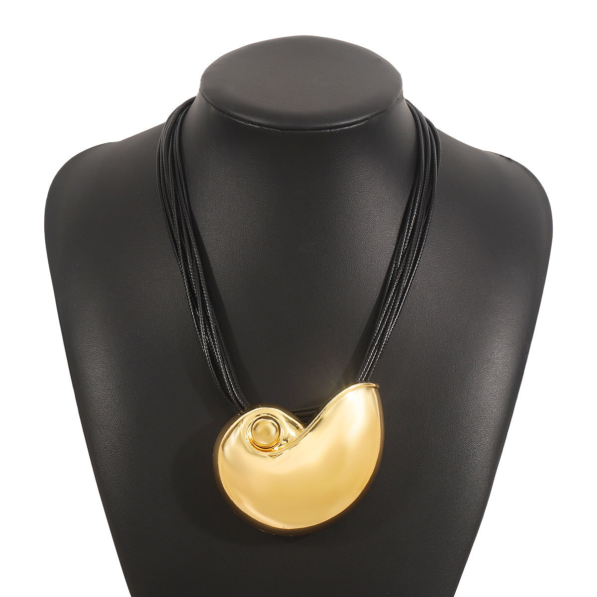 Conch Neck Trendy Exaggerated Geometry Wax Line Ocean Necklace - Gold Necklace MegaBDM