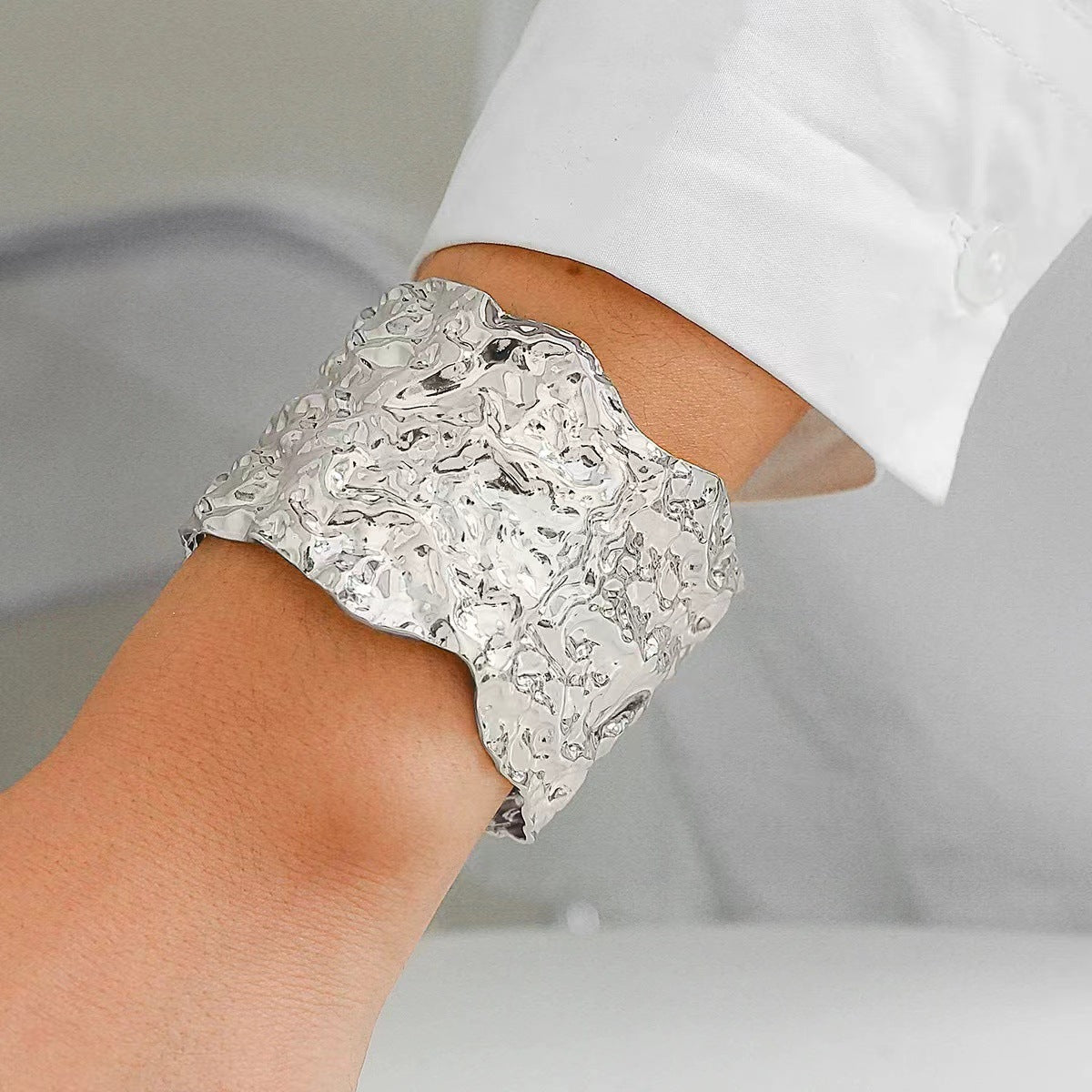 Women's Exaggerated Metal Hemp For Hip Hop Bracelets - Color Retention Plating-White K MegaBDM