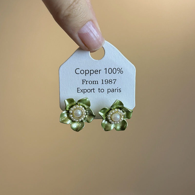 Women's Butterfly Design Show Sweet Elegance Exquisite High-grade Earrings - h8246 MegaBDM