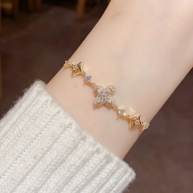 Gold Rhinestone Design Adjustable Simple Commuter Bracelet - 090 Four Eight-Pointed Stars Hand [Gold] MegaBDM