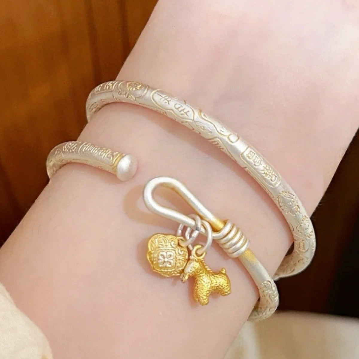 Safety Lock Chinese Style Gold Words Horse Female Plated Sterling Bracelet MegaBDM