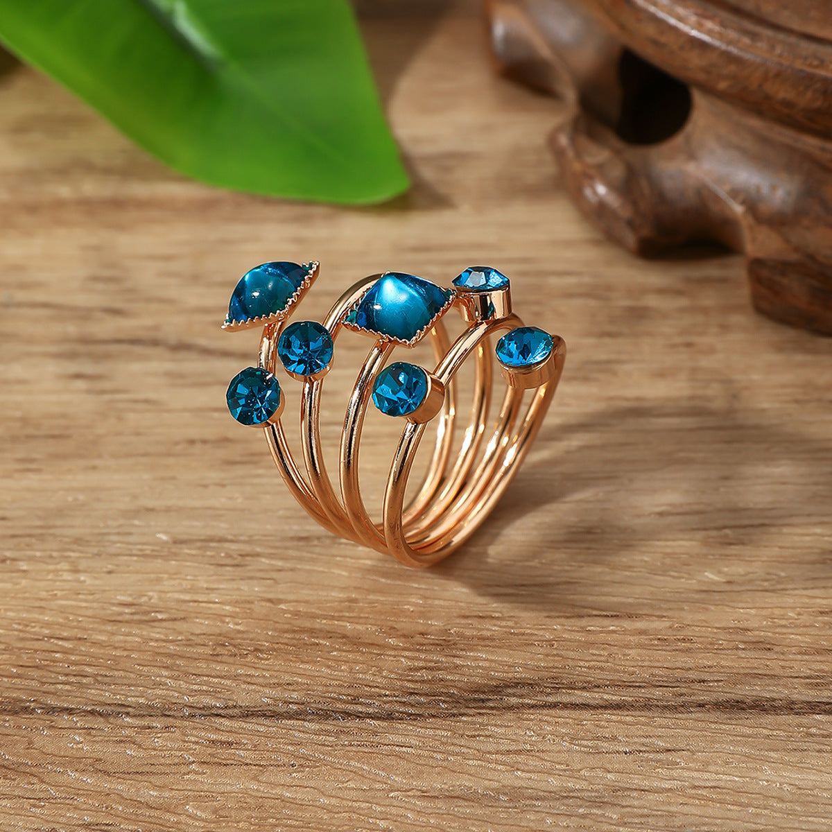 Crystal Gemstone Exaggerated Main Spring Original Ring - Hulan X2370 / One Size MegaBDM