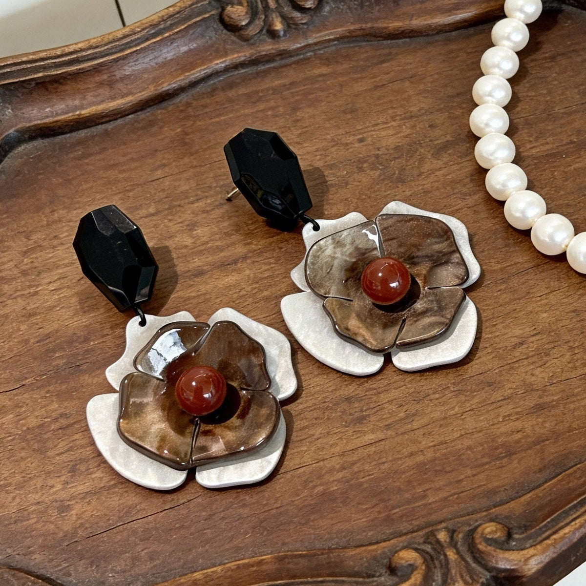Tigereye Series Female Exquisite Vintage Special Interest Earrings - 2603070 Gray Coffee Color Flower Earrings MegaBDM
