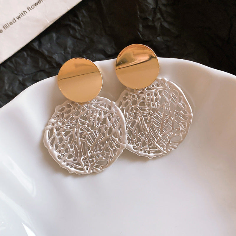 Women's Needle Round Curved Geometric Ear Retro Personalized Temperamental Light Luxury Earrings - 64# Silver Needle-Golden-Round MegaBDM