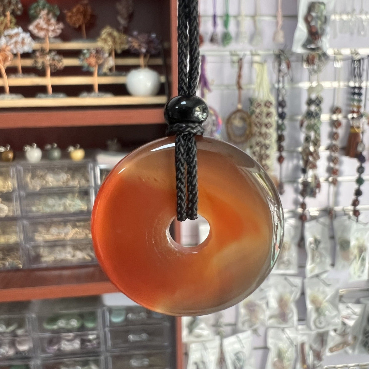 Natural Crystal Stone Amethyst Peace Buckle Pendants - Red agate MegaBDM