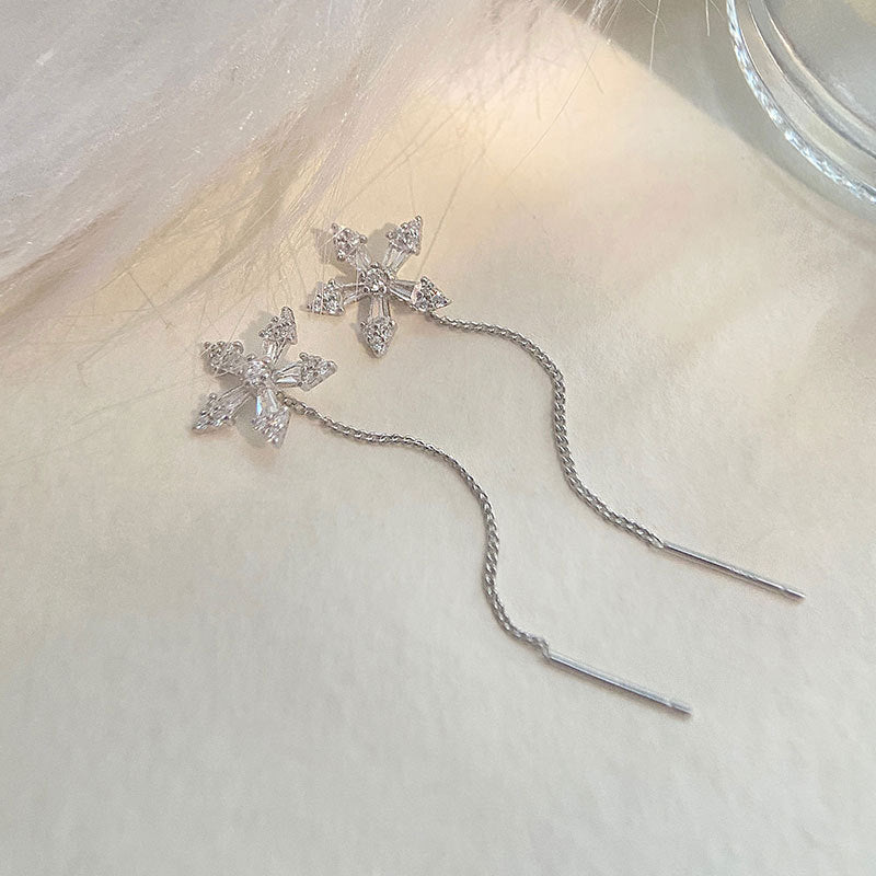 Women's Flower For Summer Super Shiny Unique Ear Line - Silver MegaBDM