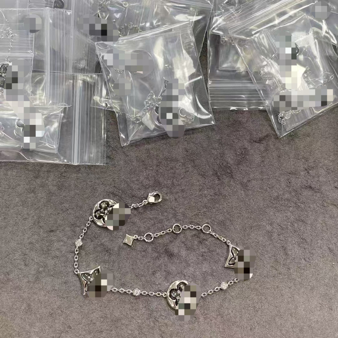Pork Belly Fritillary Diamond-shaped Four-leaf Clover Bracelet - New Gray Shell Four Flower Bracelet [White Gold Color]] MegaBDM