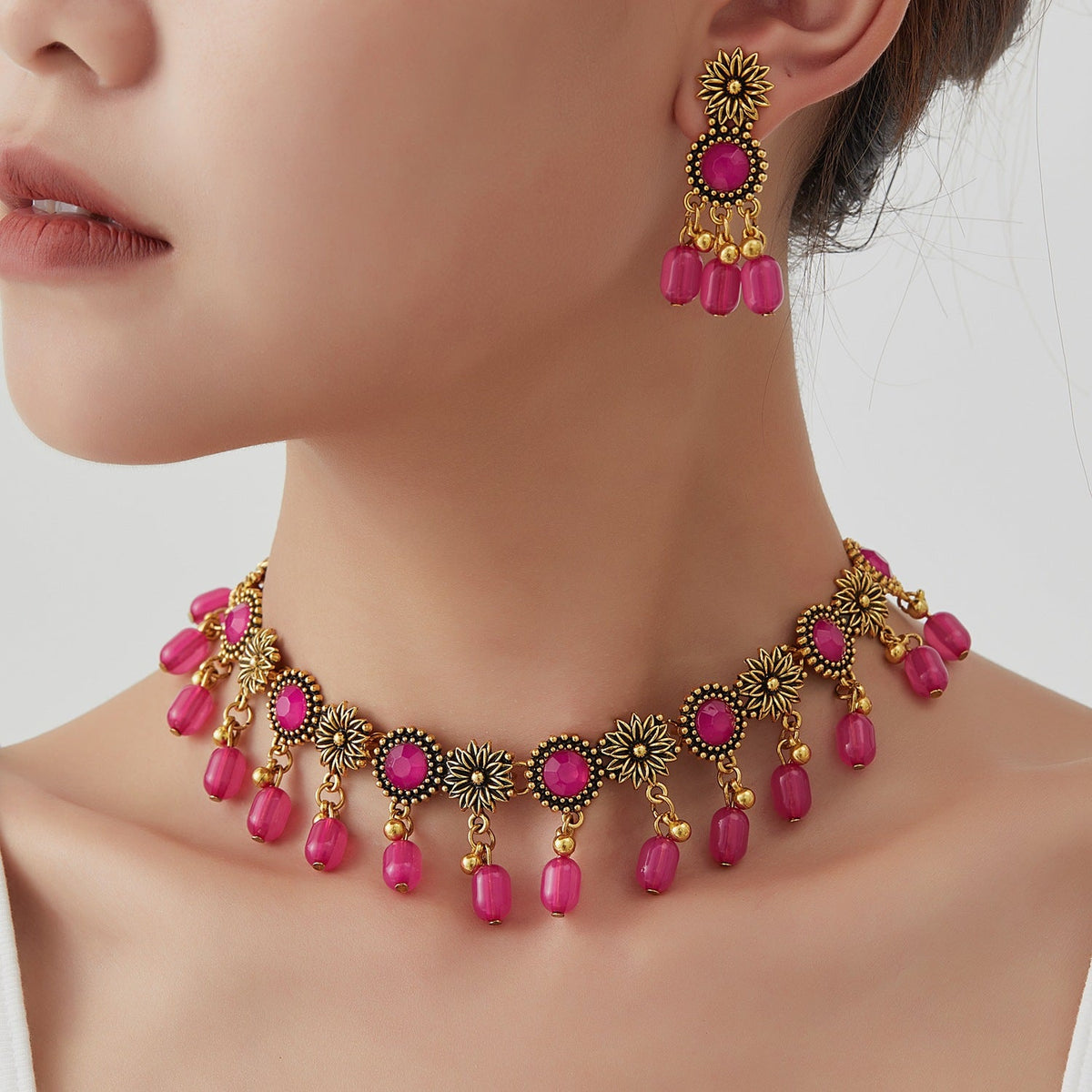 Graceful New Style Bohemian Vintage Exotic Necklaces - Rose Red MegaBDM