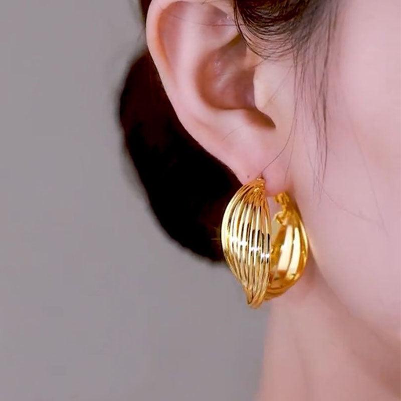 Women's Retro Style Metal High-grade Ear Trendy Design Eardrops Earrings MegaBDM