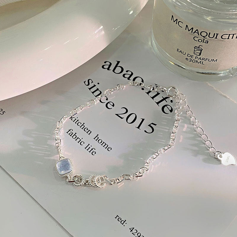 Super Beautiful Square Sea Blue Treasure Light Luxury Bracelet MegaBDM