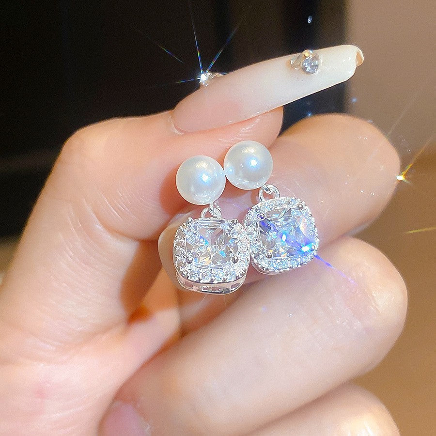 Women's Style Refined Zircon Flower Pearl Light Luxury High-grade Ear Earrings - 69# Silver Needle-Environmental Protection-Silver MegaBDM
