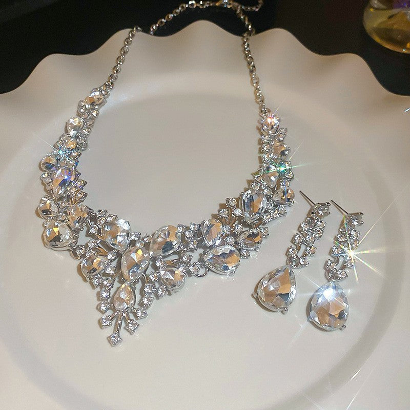 Palace Style Temperamental Minority Clavicle Chain Light Necklaces - 30# Necklace-White K Silver (Two-Piece Set) MegaBDM