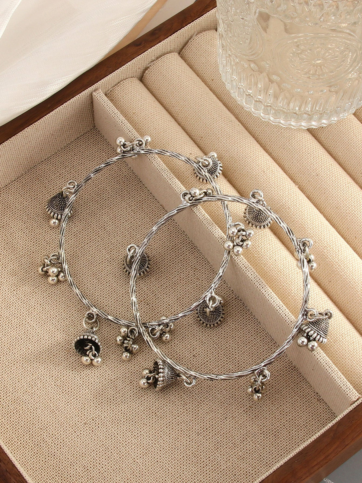 Xi Fashion Retro Ethnic Style Bell Bracelet - Silver