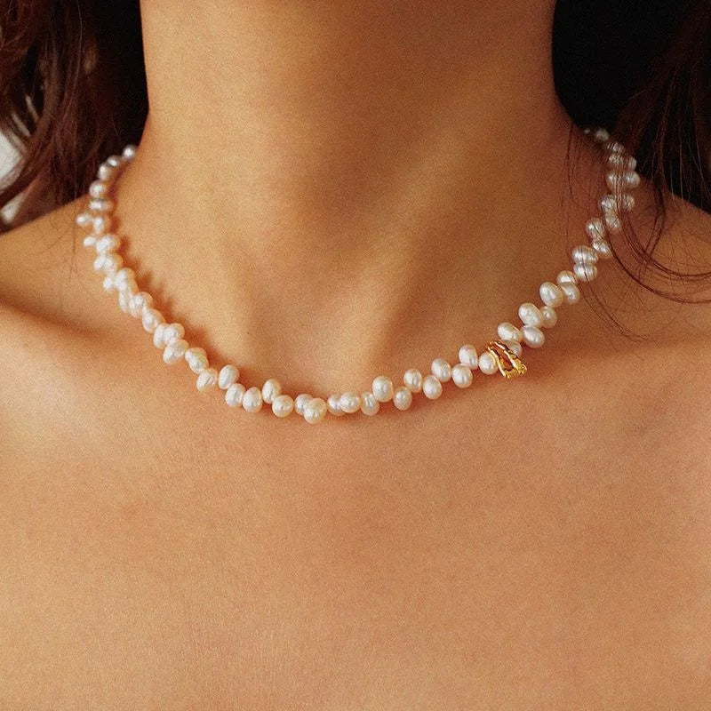 Women's Fashion Natural Irregular Pearl Choker Necklace Classic Wedding Jewelry Accessories for Bridal Party & Gift