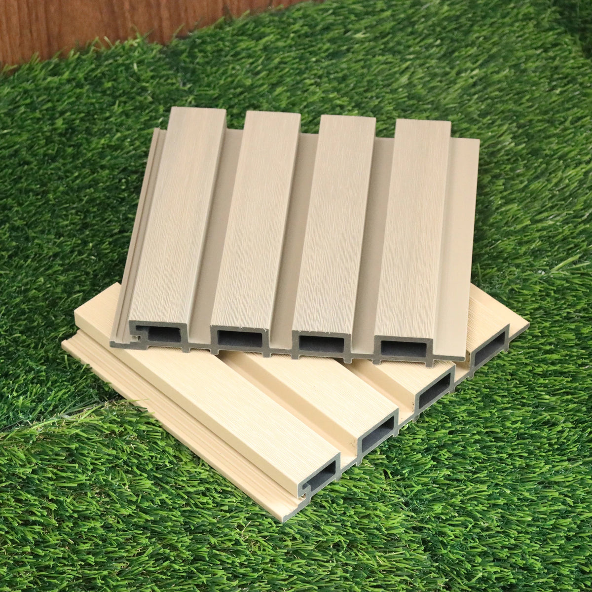Eco Friendly External Cladding Outdoor Wpc Coextrusion Composite Garden Cladding MegaBDM