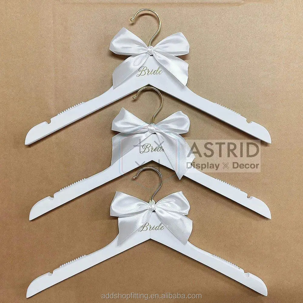 38 CM Anti-Slip Custom Logo Wooden Hanger with White Bow Tie for Clothing Store & Wardrobe Single Tier