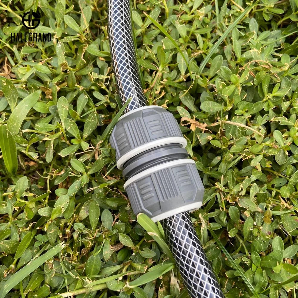 Easy-to-Use ABS Spraying Garden Hose Mender Durable Plastic Water Connector Joint with Soft Comfort TPR 2-Way Garden Irrigation