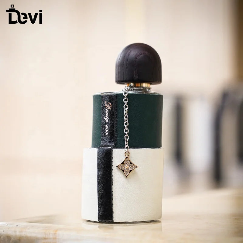 Luxury Empty Custom Fragrance Round Cylinder 100ml Glass Spray Perfume Bottle With Wooden Cap