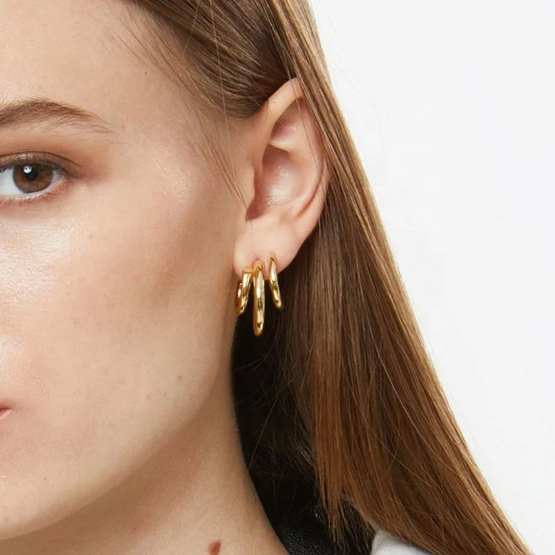 2026 Trendy Earring 18k Gold Plated Three Jaw Hoop Earrings for Women Stainless Steel Earrings Wholesale