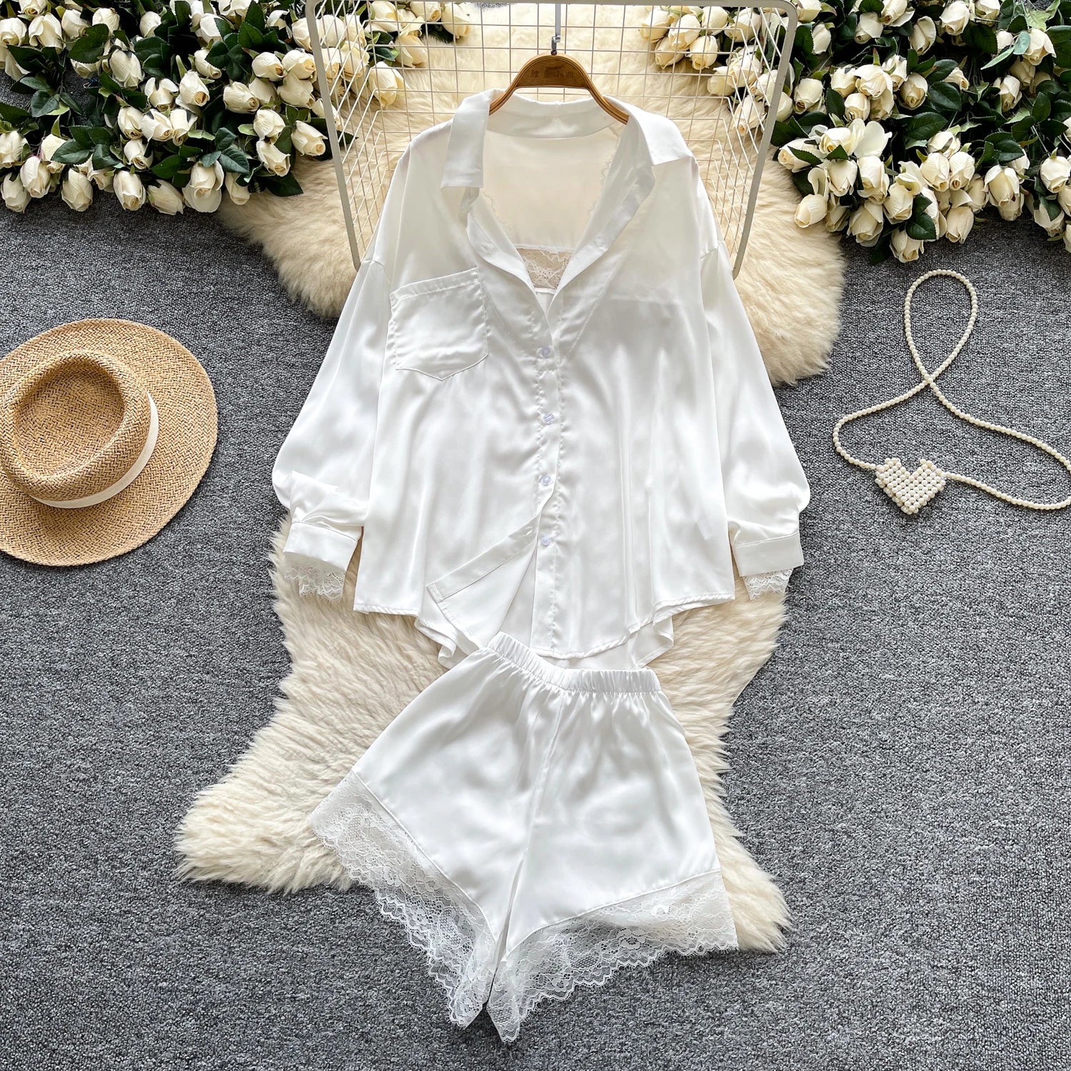 Summer Women's Casual Sets Top And Elastic Waist Patchwork Silk Shorts Set Clothing Wholesale