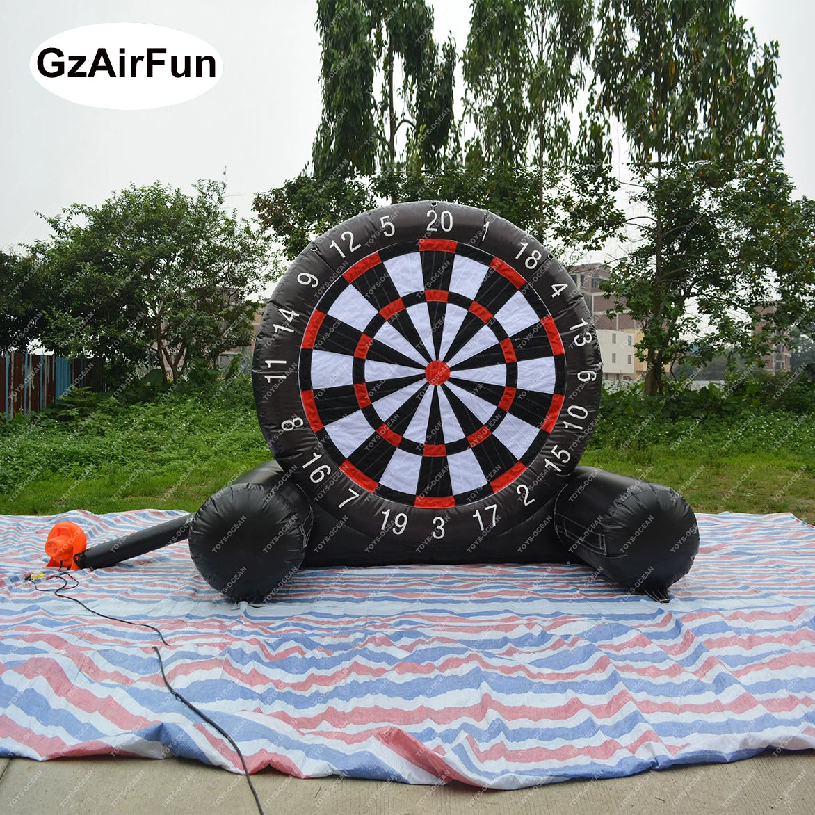 2025 Commercial Grade Popular Inflatable Football Shooting Darts Football Dart Board Set Soccer Dart Target