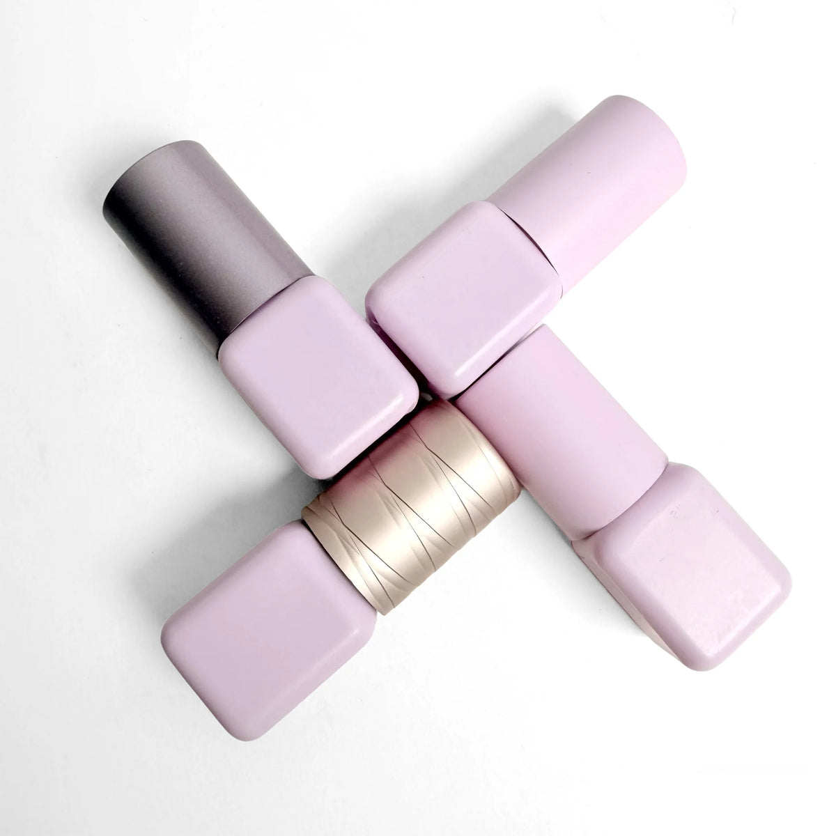 Meecilashes Plant-Based Squalane Latex-Free Waterproof Fast-Dry 5ml Liquid Eyelash Extension Glue Custom Logo Option 7-8 Weeks MegaBDM
