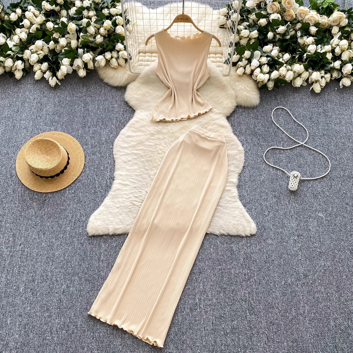 Women's Elegant Sets Sleeveless Top And High Waist Slim Knitted Skirts Set Ropa Wholesale