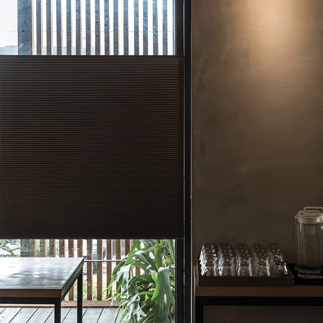 Vertical Honeycomb Cellular Blackout Cordless Blinds with Top-down/Bottom-up Opening and 100% Polyester Fabric
