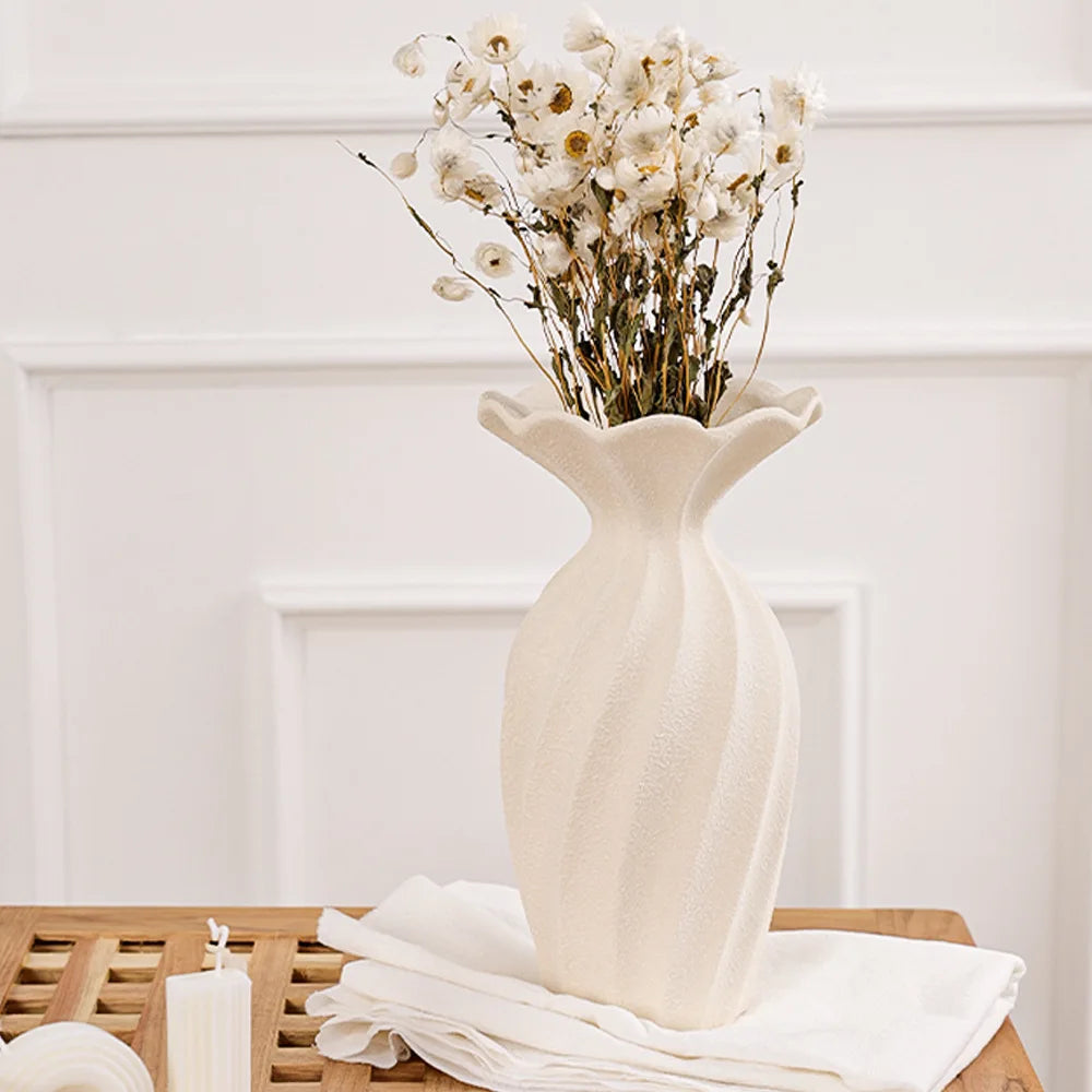 Modern Textured Ceramic Flower Vase Nordic Decorative Table Vase Wavy Mouth Home Decoration Vase for Living Room Centerpiece MegaBDM