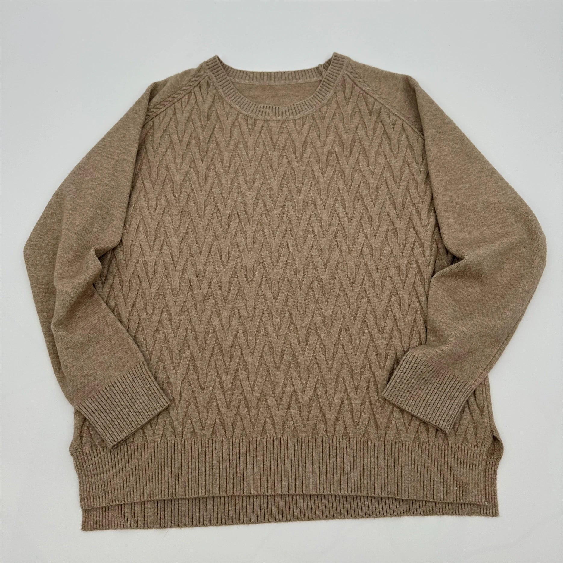 Hot Selling Ladies Knitwear Sweater High Quality Ecru Long Sleeve Knitted Pullover Casual Style Women's Fashion