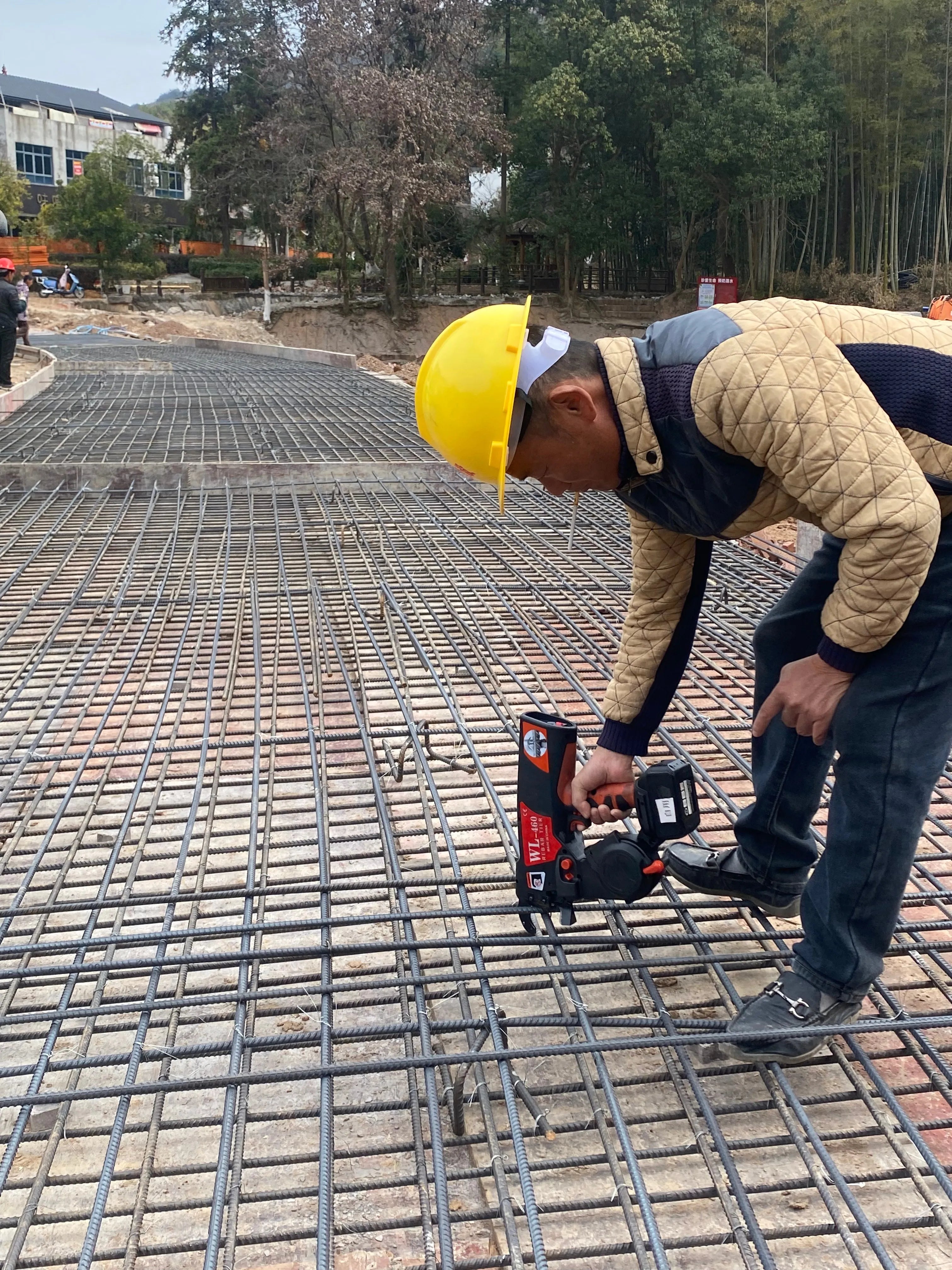 Rebar Tying Bending Gun RB441T Expertly Crafted for Precision Offers Security and Precision for Construction Projects