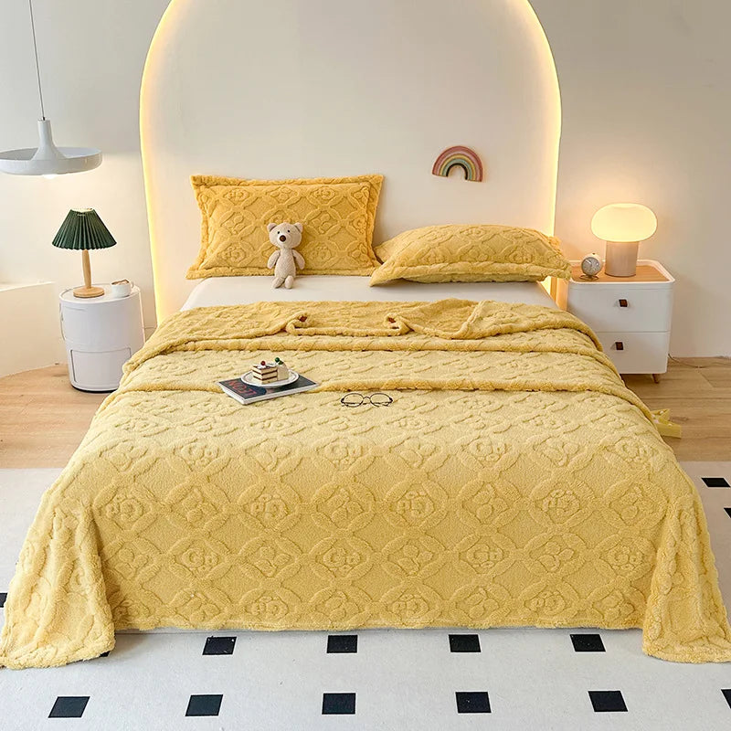 Manufacturer Custom Logo Home Decoration Jacquard Polyester Soft Diamond Flannel Fleece Throw Blankets for Sofa Bedding