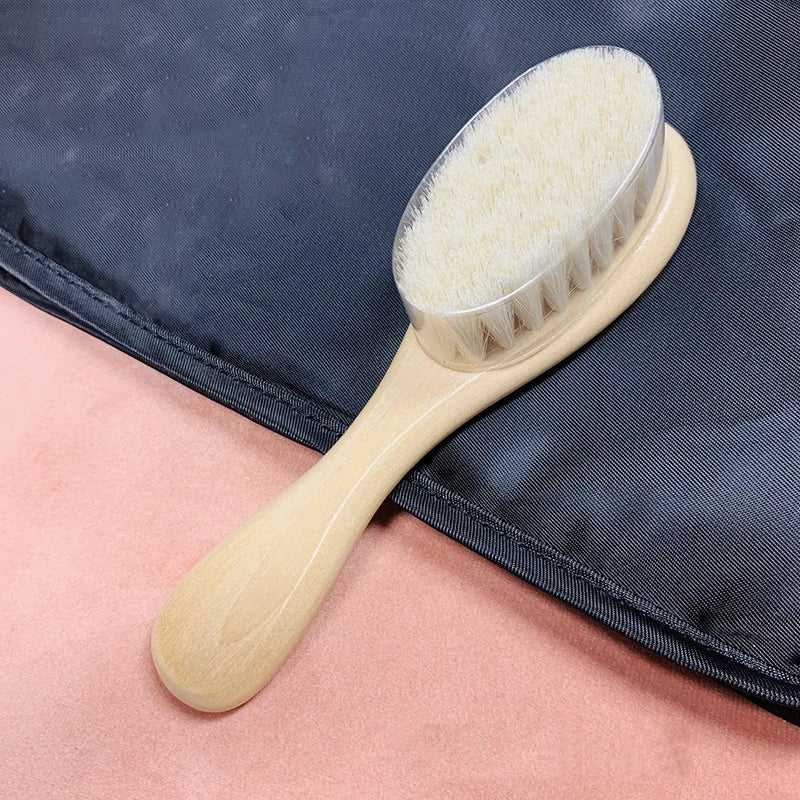 Free IANNA Custom Logo Wood Brush Natural Wooden Facial Cleansing Soft Goat Bristles Bushes