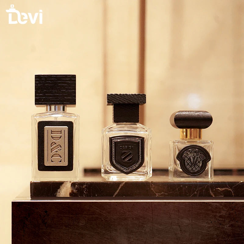 Wholesale 30ml 50ml 75ml Clear Perfume Bottle Empty Refillable Glass Spray Bottles with Screen Printing and Pump Sprayer