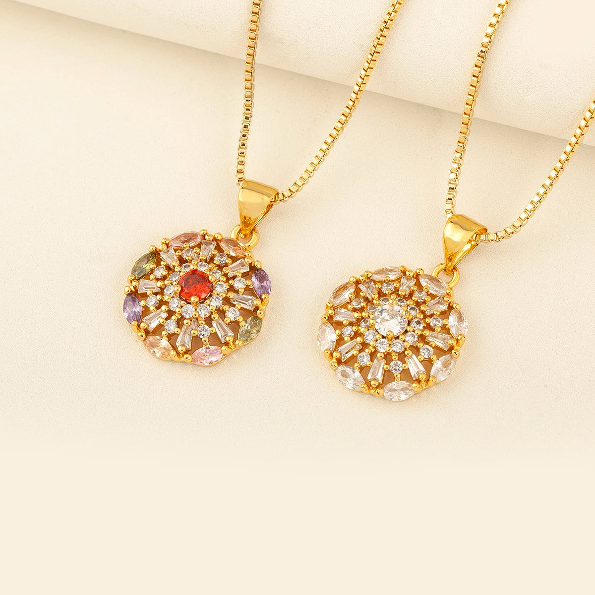 QIKU Gold Plated Trendy Flower Pendant Necklace Crystal Zircon Bead Luxury Pendant Jewelry for Women Daily Wear