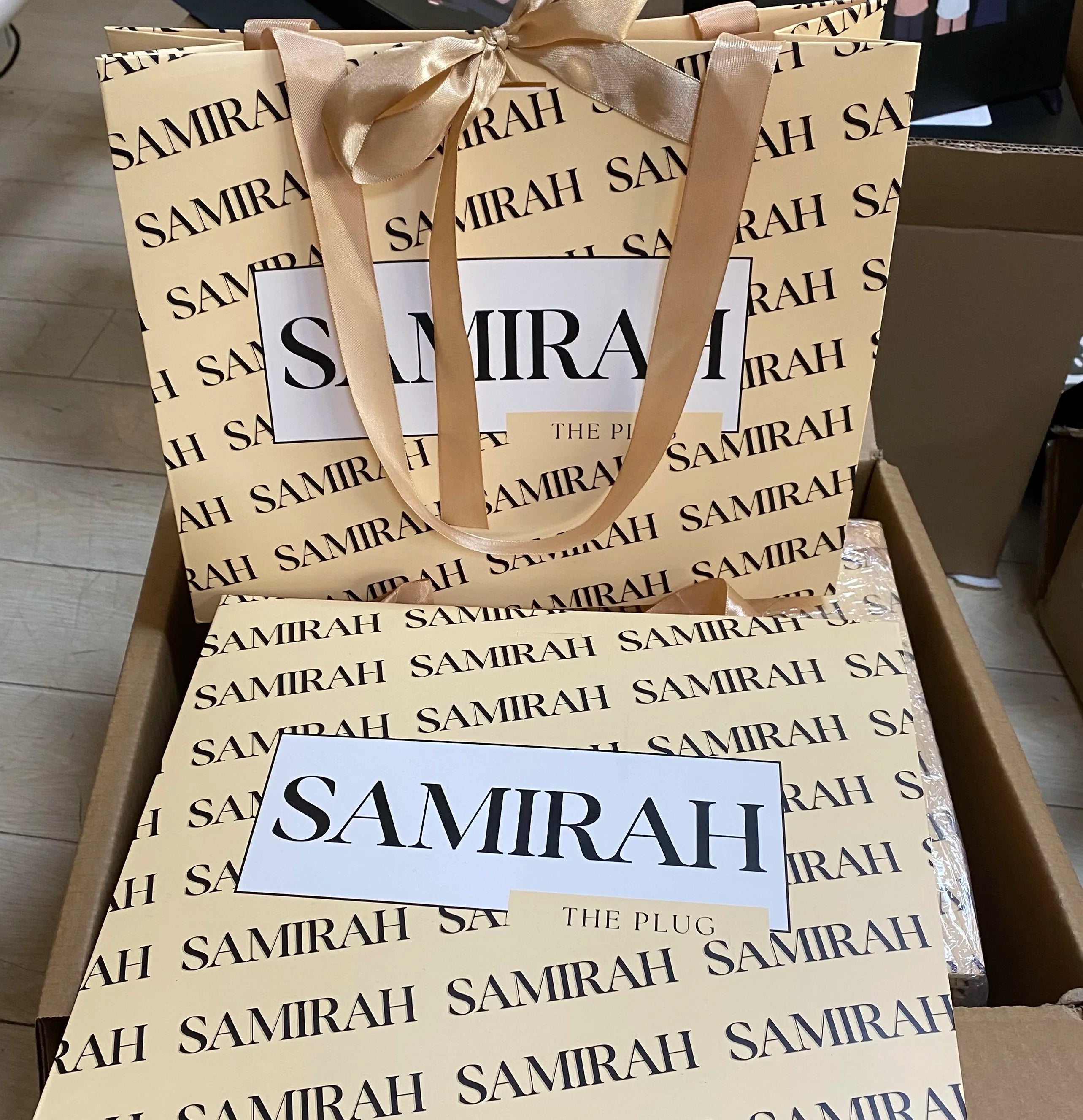 Low Price Luxury Retail Shopping Gift Paper Bag Custom Clothing Shopping Bags Packaging