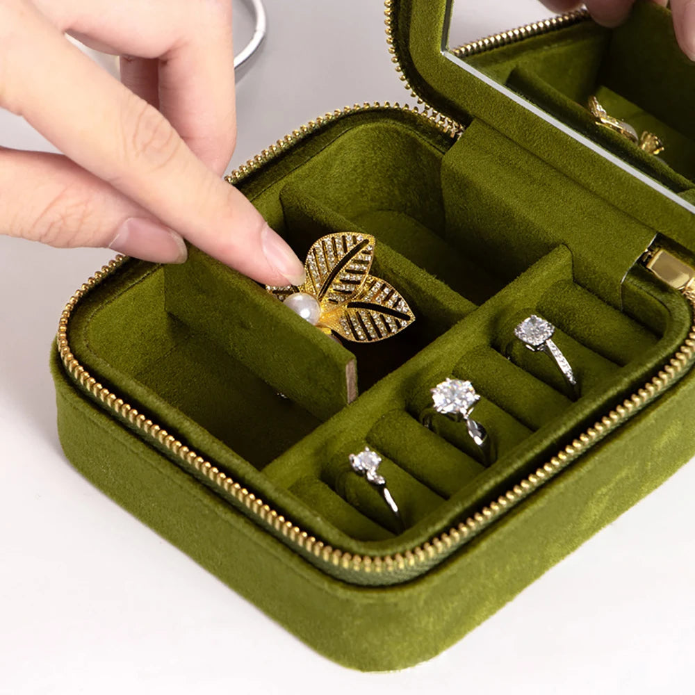 Hot Custom Logo Microfiber Velvet Small Square Gift Case Travel Jewelry Organizer Necklace Ring Earring Storage Box