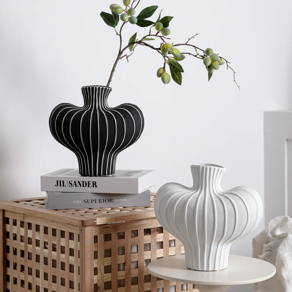 Newest Premium Quality Nordic 3D Shapes Ceramic Tabletop Vase Dried Flowers Eco-Friendly Durable Minimalist Rustic Home MegaBDM