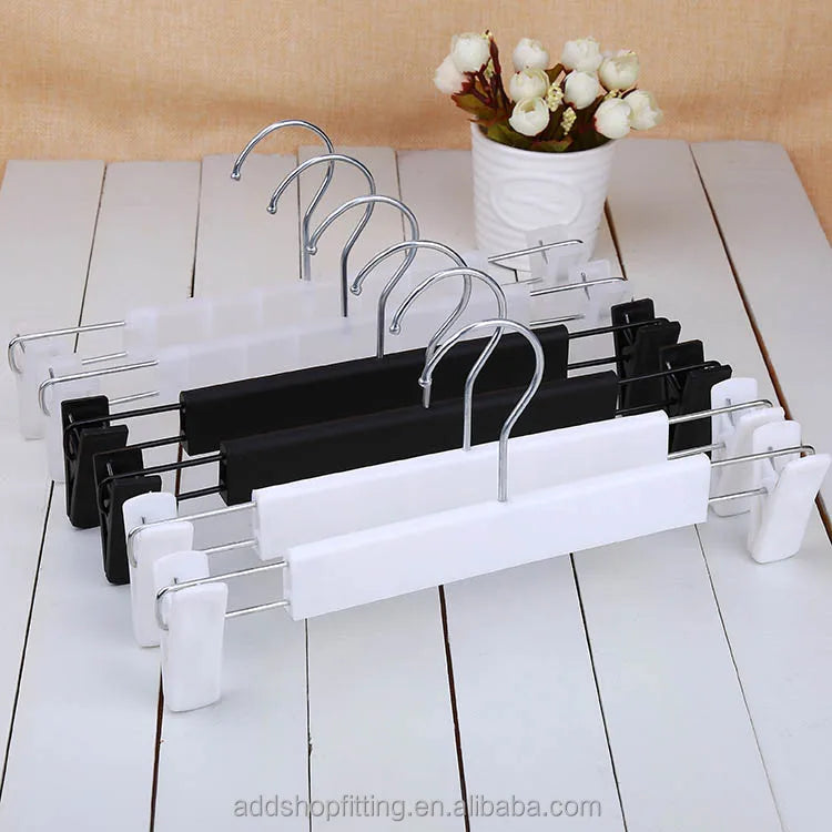 Astrid 28 CM Custom Logo Saving Single Tier Eco-Friendly Plastic Trouser Pants Hanger Modern Multifunction Living Room Wardrobe